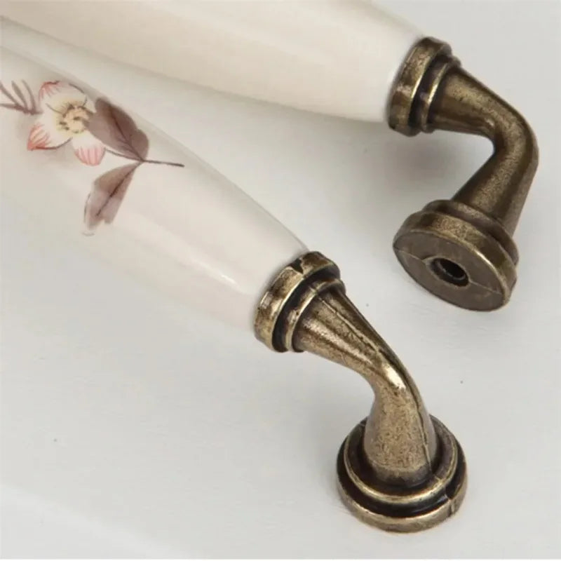 Vintage Keramik Möbelknopf – Ländlicher Stil