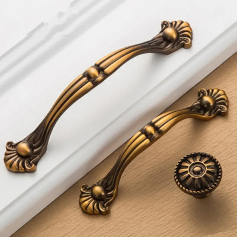 Vintage Messinggriffe – Zinklegierung – 128mm