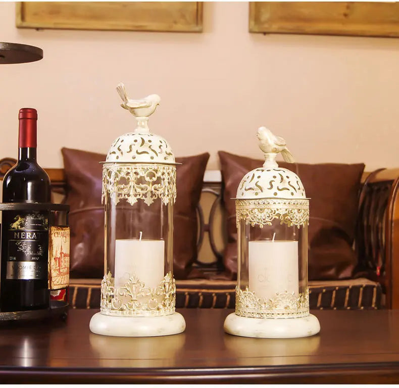 Vintage Metall Teelichthalter – Kreatives Domdesign