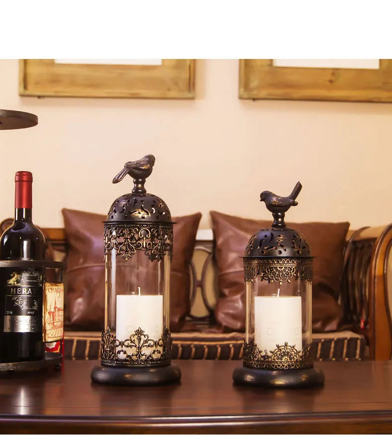 Vintage Metall Teelichthalter – Kreatives Domdesign