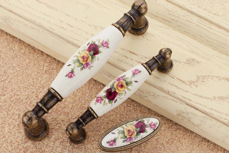 Vintage Möbelgriffe - Keramik & Zinklegierung - Antik Bronze