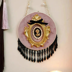 Vintage Samt Wandkunst – Unregelmässiges Rahmen-Design