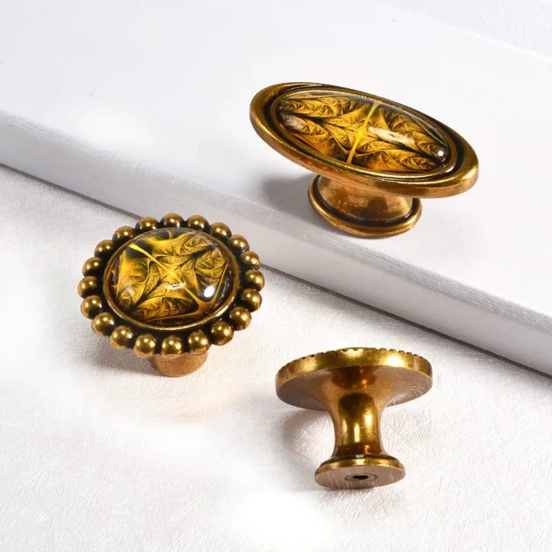 Vintage Türgriffe – Retro Bronzedesign – Küchenschränke