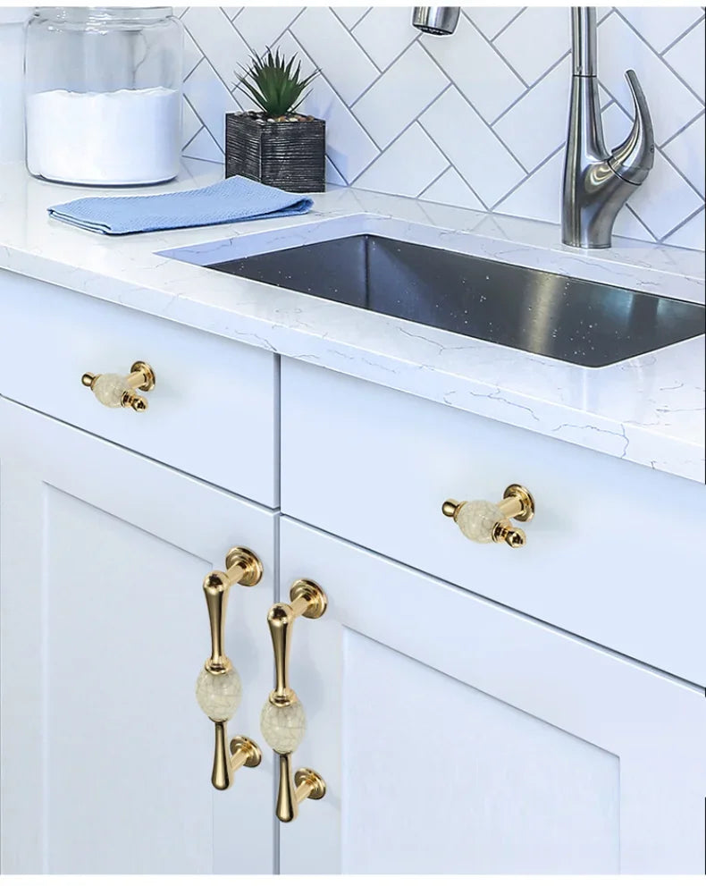 Vintage Türgriffe aus Zinklegierung – Gold, Weiss, Massivholz