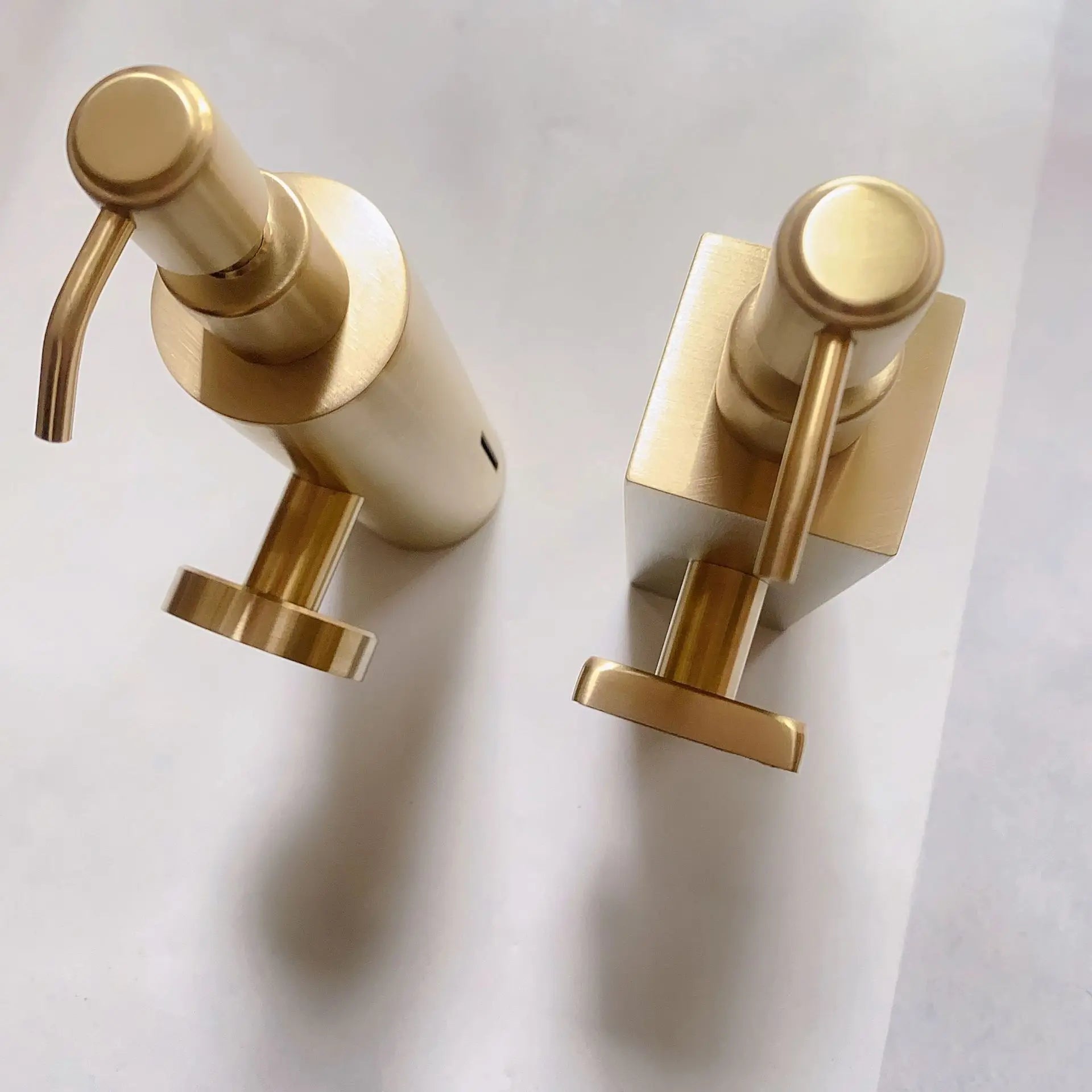 Wandseifenspender – Gebürstetes Gold Edelstahl – Badezimmer