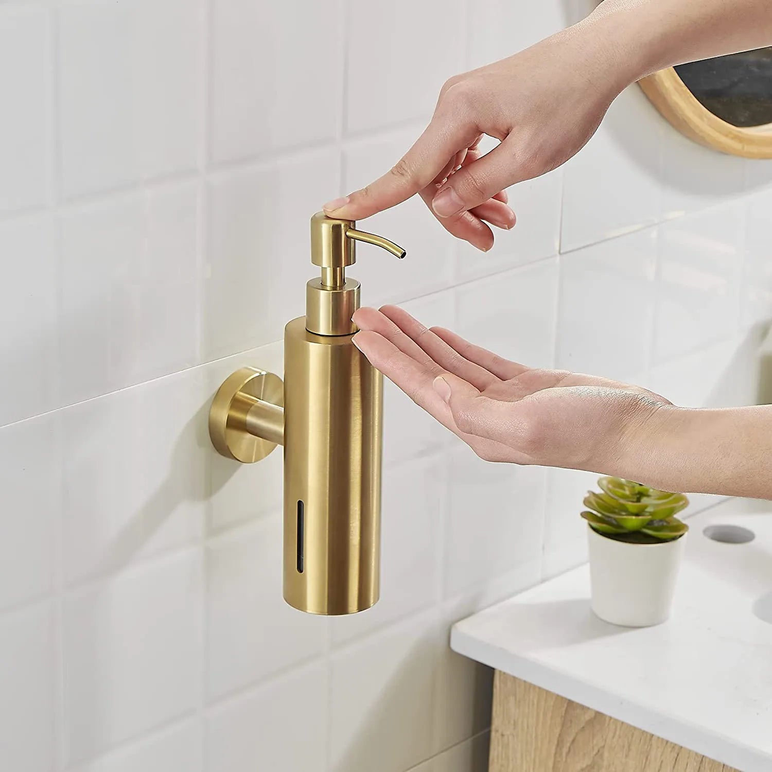 Wandseifenspender – Gebürstetes Gold Edelstahl – Badezimmer