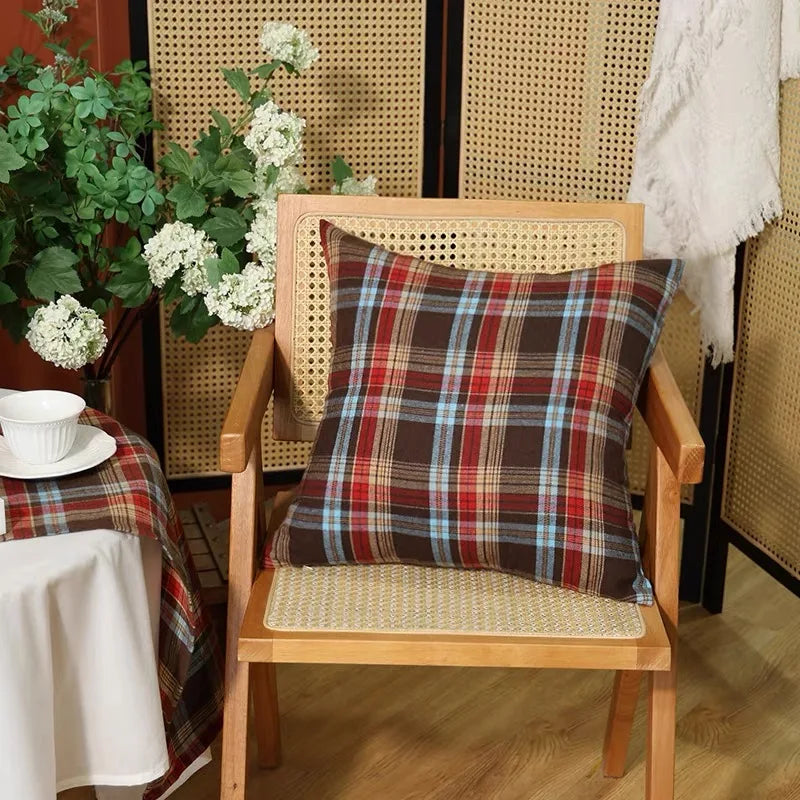 Karo-Kissenbezug schottischer Tartan in Rot-Schwarz 60x60 cm