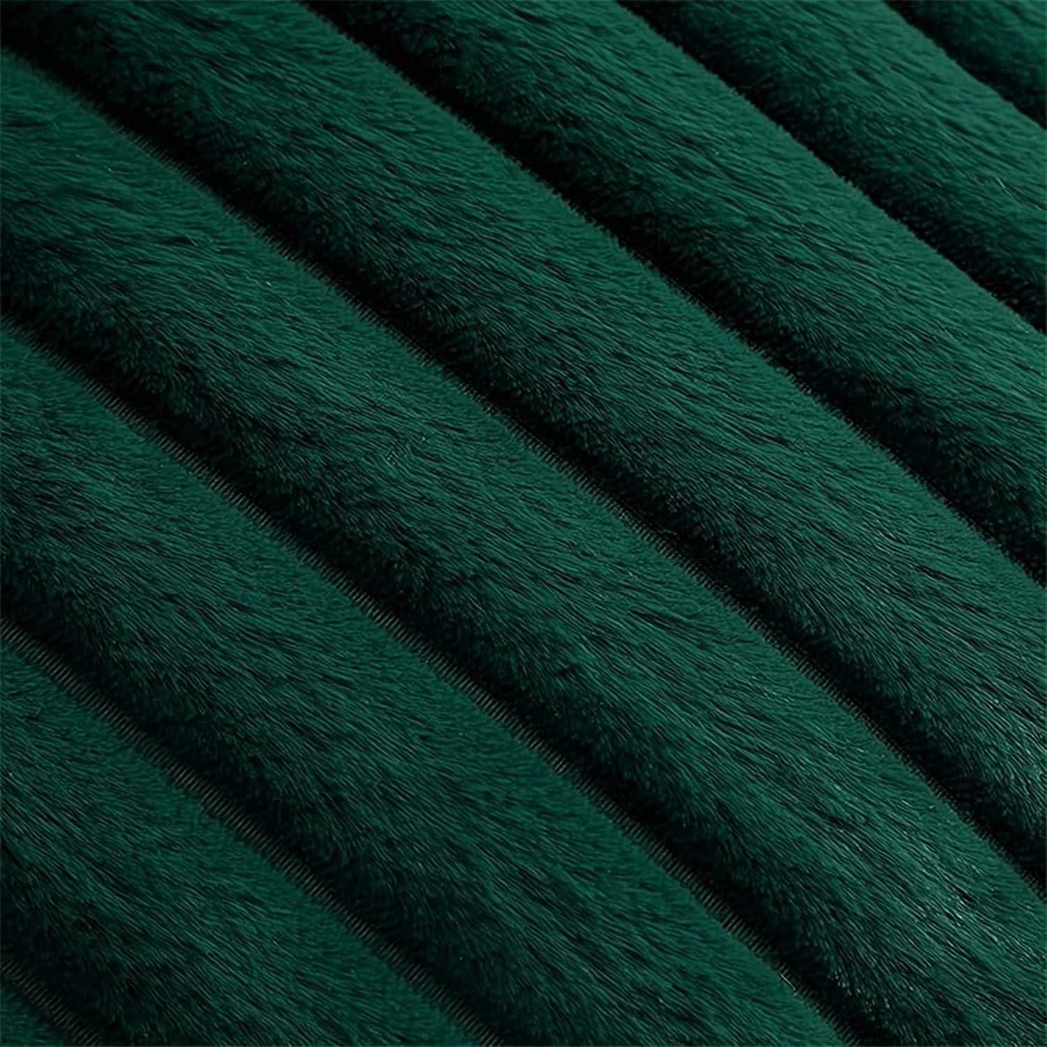 Weihnachtskissenbezug – Kunstfell Gestreift – 45x45cm