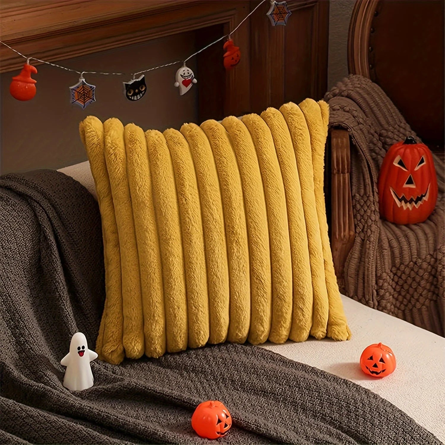 Weihnachtskissenbezug – Kunstfell Gestreift – 45x45cm