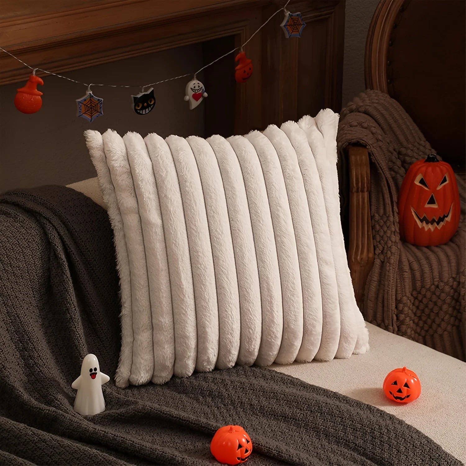 Weihnachtskissenbezug – Kunstfell Gestreift – 45x45cm