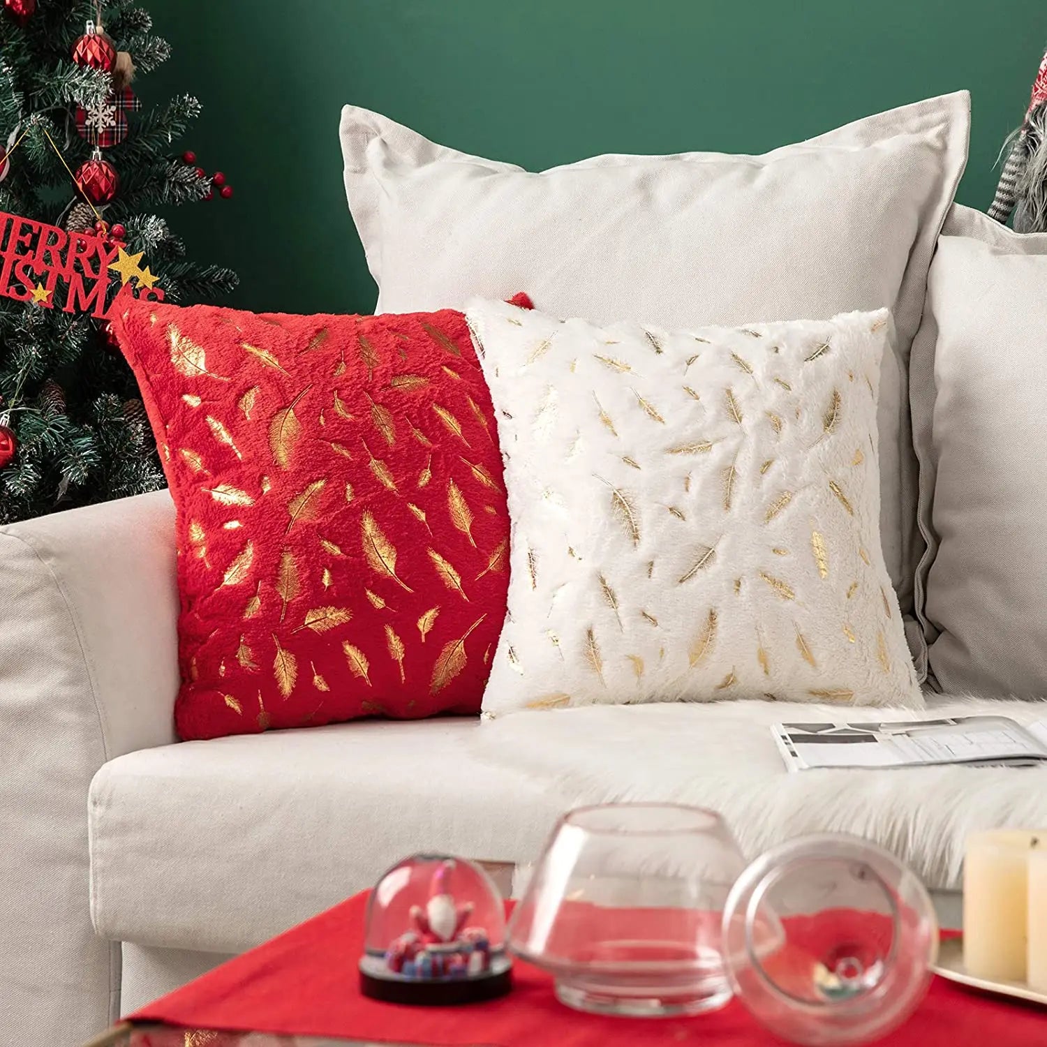 Weihnachtskissenbezüge – Kunstpelz Goldverzierung – 42x42cm