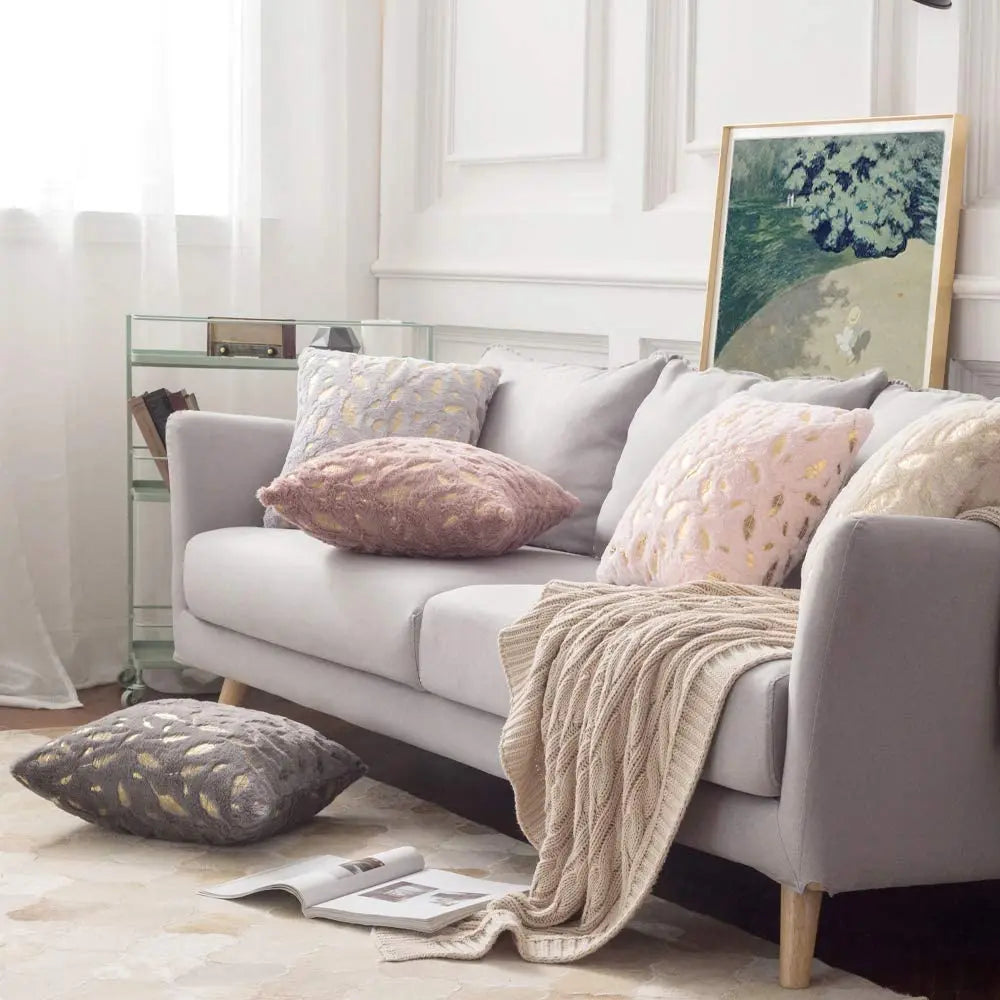 Weihnachtskissenbezüge – Kunstpelz Goldverzierung – 42x42cm