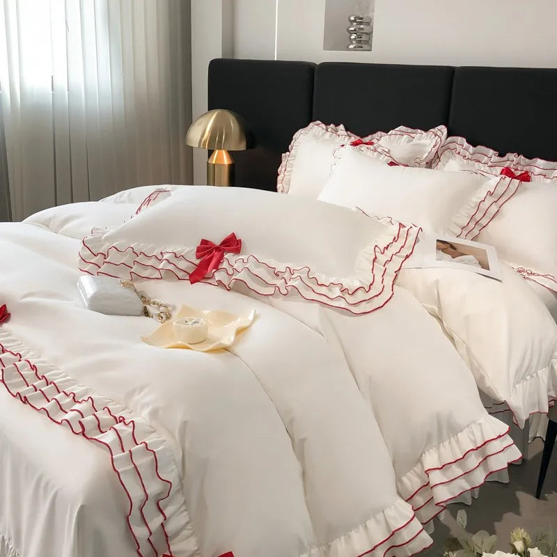 Weisse Bettwäsche-Set – Weiches Mikrofaser-Rüschendesign