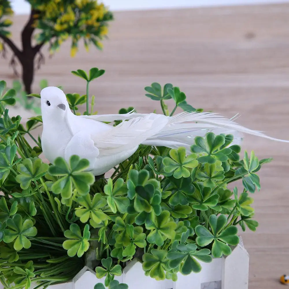 Weisse Schaum-Tauben – Modernes Design – 12x11x6 cm