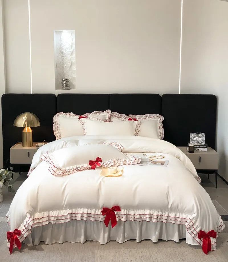 Weisses Bettdecken-Set – Chic-Ruffle-Design – Diverse Grössen