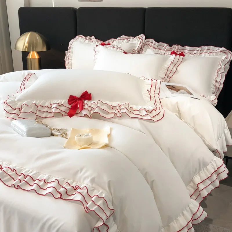 Weisses Bettdecken-Set – Chic-Ruffle-Design – Diverse Grössen