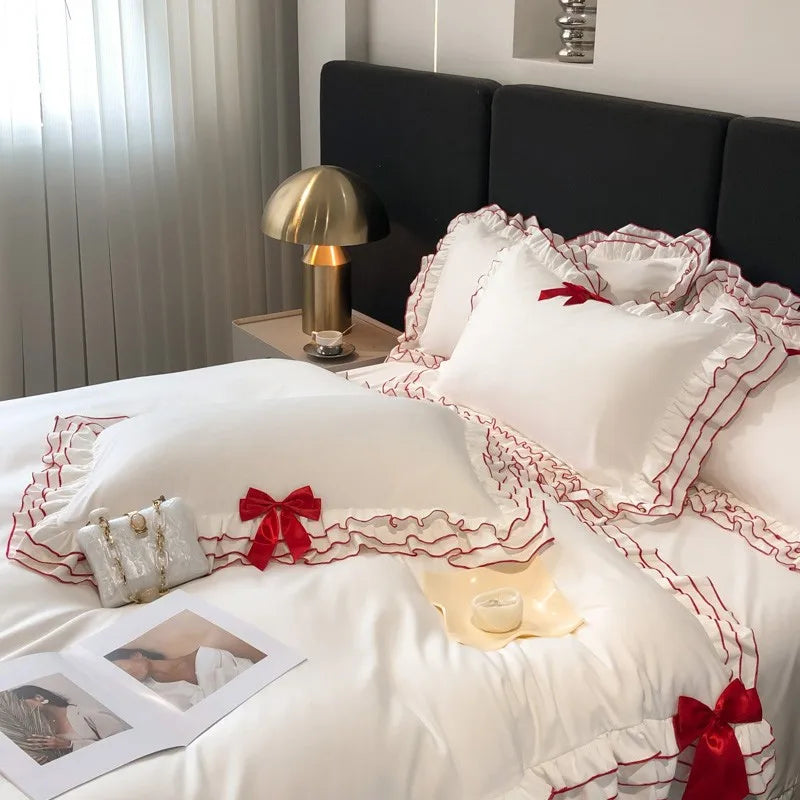 Weisses Bettdecken-Set – Chic-Ruffle-Design – Diverse Grössen