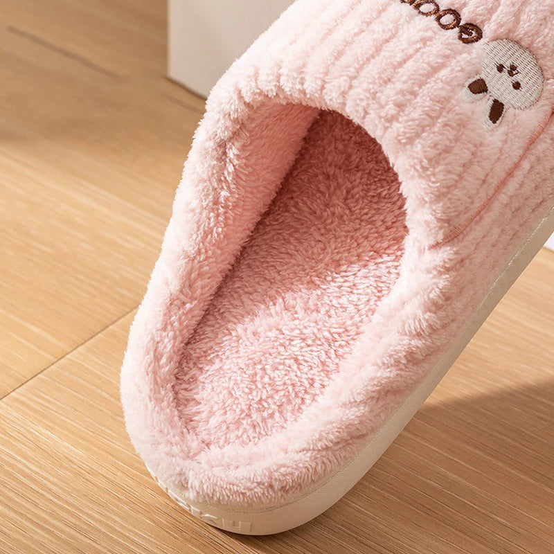 Winter Hausschuhe – Plüsch Komfort für Innen